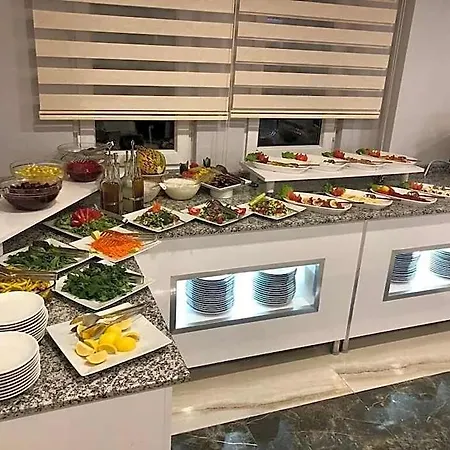 Отель Ladik